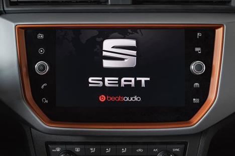 Las 20 mejores canciones para escuchar en el coche