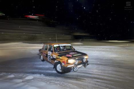 Coches históricos de SEAT en el Rallye de Montecarlo histórico