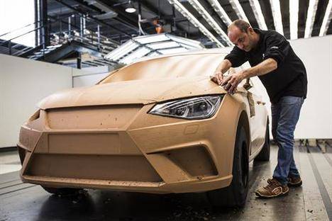 El diseño del nuevo SEAT Ibiza: lápiz, papel, arcilla ….y gafas 3D