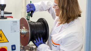 AIMPLAS investiga en nuevos materiales para mejorar el almacenamiento de energías renovables