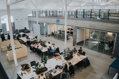 Ironhack y Landing.Jobs se unen para apoyar a los afectados por el COVID-19 con 300.000 euros en becas