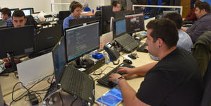 Serbatic apadrina la Promoción 2014/15 de graduados en Ingeniería de Tecnologías de Telecomunicación de la Politécnica de Cuenca