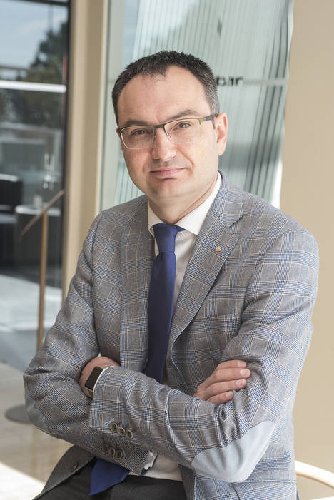Javier Villanueva.