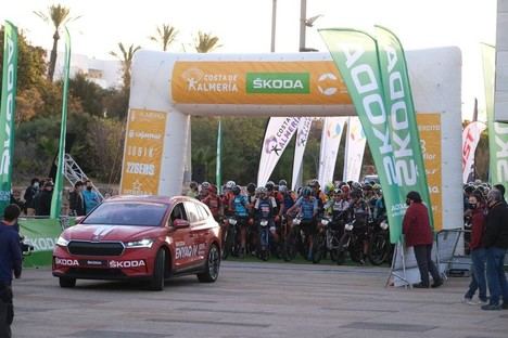 Comienza la segunda edición de la Skoda Titan Desert Almería
 