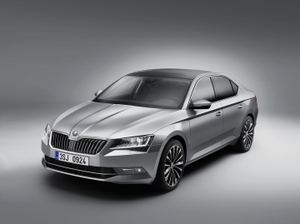 El Skoda Superb recibe el premio “Auto Test Winner 2018” en Alemania