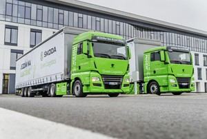 ŠKODA pone a prueba camiones eléctricos en la logística interna de su planta