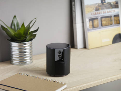 ¿Vacaciones fuera de casa? Somfy One protege tu hogar