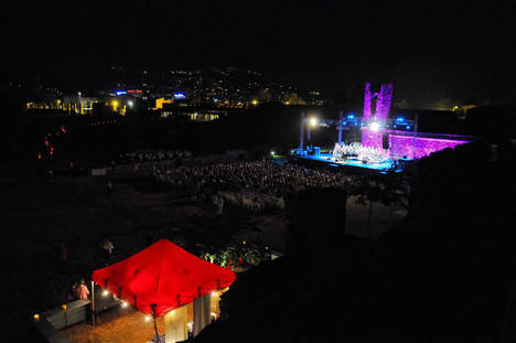 Roses anima el verano con la música y las catas de su festival ‘Sons del Món’