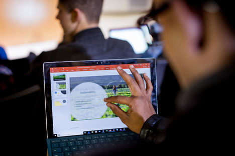 Microsoft se une a Forética para trabajar conjuntamente en iniciativas que impulsen una digitalización más responsable y sostenible