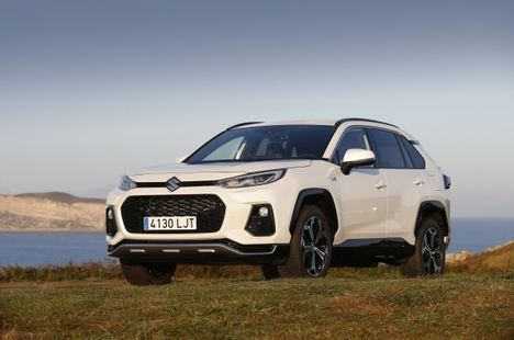 Suzuki Across, una nueva dimensión para la marca