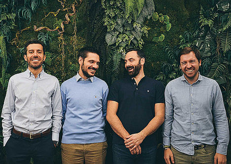 Syntonize-farm-equipo.