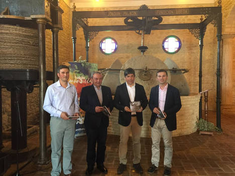 El delegado de Turismo presenta una Guía de Turismo Industrial, que incluye 114 referencias de la provincia de Córdoba