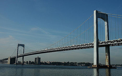 Puente colgante Throgs Neck en Nueva York.