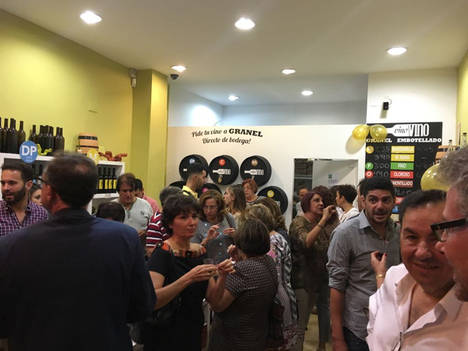 La ciudad de Sevilla recibe por primera vez a Vino Vino