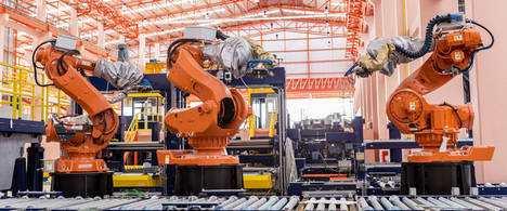 Primera producción del mundo enteramente automatizada de placas de matrícula