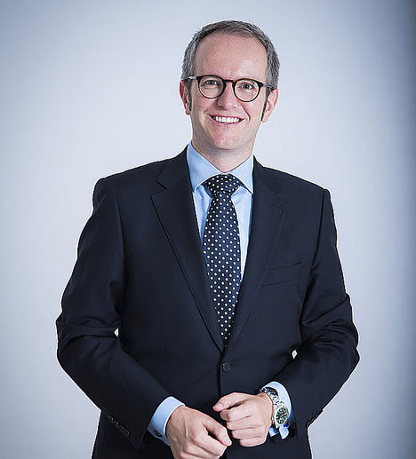 Tomás Díaz Mielenhausen, Herbert Smith Freehills.