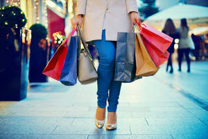 Turismo de compras en el País Vasco, todo por hacer: los comercios vascos sólo concentran el 0,4% de los ingresos totales