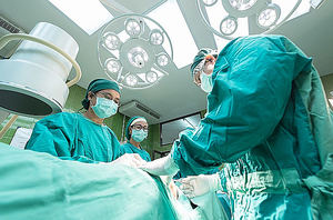 Un día de hospitalización en el extranjero puede alcanzar los 3.800 euros