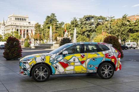 El arte de las Meninas regresa a las calles con modelos Recharge de Volvo