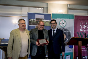 Enólogos reivindican las valoraciones de los vinos en sistema de cata ciega en la gala anual de la guía Wine Up!