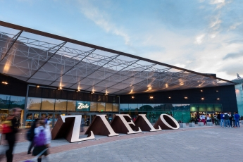 Zielo Shopping aumenta su oferta en restauración con dos nuevas aperturas: Hamburguesa Nostra y Maki