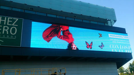 Zielo Shopping se renueva visualmente con una pantalla Led exterior de 82 m2 y 7000 nits de brillo