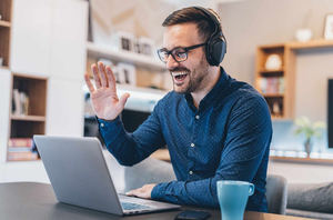 Zoom incluye la traducción simultánea en sus servicios
