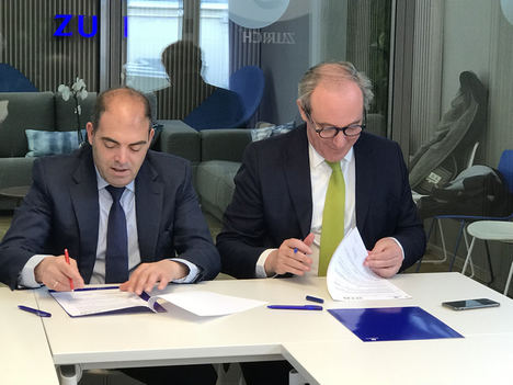 Lorenzo Amor, Presidente de ATA junto a Vicente Cancio, CEO de Zurich en España.