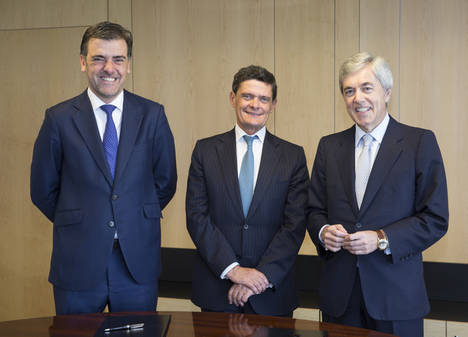Sareb firma con Renta 4 y Clifford Chance los contratos de asesoramiento para la creación y cotización de la socimi