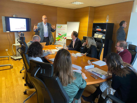 El proyecto ‘Ecolantia’ contempla la celebración de talleres sobre liderazgo, gestión de equipos y comunicación empresarial.
