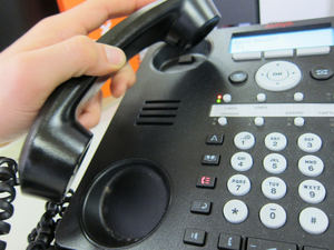 Abono social telefónico: qué es, cómo solicitarlo y en qué te beneficia