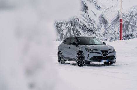 Alfa Romeo Junior Q4
