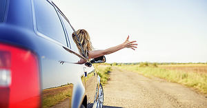 ¿Qué hay que tener en cuenta a la hora de alquilar un coche?