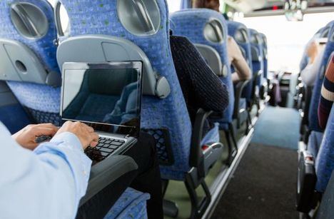 Alquilar autobuses, una buena opción para el transporte del personal
