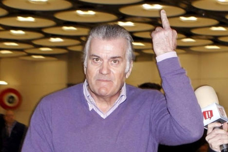 Un falso cura, el chófer y un diputado por Ávila