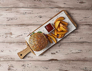 Café &Tapas presenta su nueva carta con más tapas, ensaladas, hamburguesas y dulces