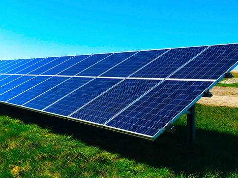CaixaBank invierte 2.400 millones de euros en proyectos de energía renovable