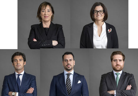 Arriba: María Alonso (izqda.) y Carmen Sánchez. Abajo; De izqda. a dcha.:  Francisco Bachiller, Guillermo Bailach y Ángel Maestro.