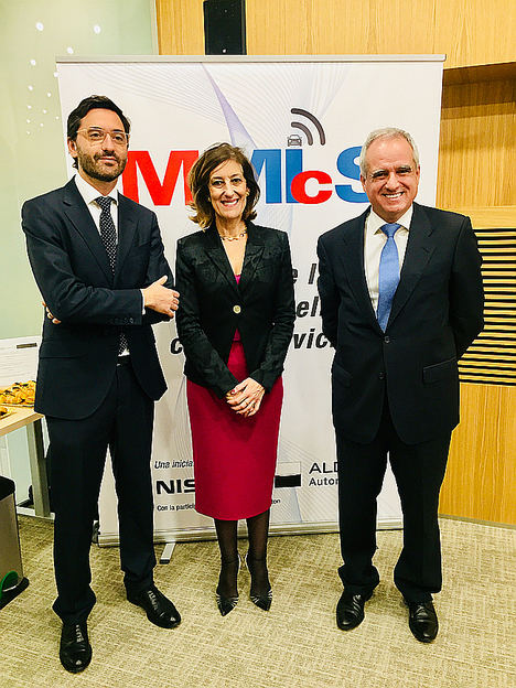 De izqda a dcha: Christian Costaganna, Director Comercial de Nissan, Mar García Ramos, socia de Automoción y Movilidad de Grant Thornton, Pedro Malla, director general de ALD Automotive.