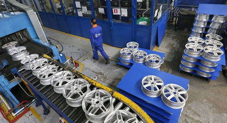 Impulsar el crecimiento ayudaría a allanar el camino del comercio internacional; el comercio estimularía ganancias adicionales en la productividad y el crecimiento transfronterizo