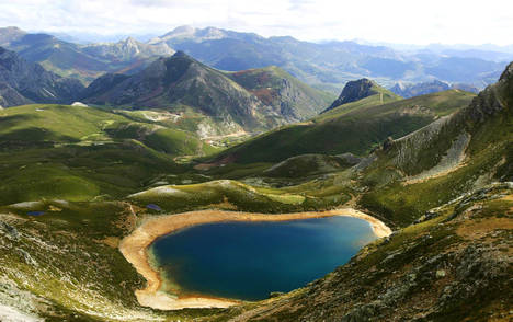 Picos de Europa Asturias-Cantabria-y-Castilla-y-Leon