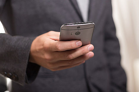¿Cómo evitar las interrupciones constantes del móvil? Asigna un tiempo a cada interrupción