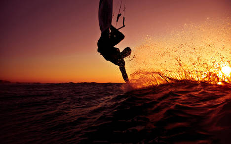 Tarifa, La Manga y Fuerteventura entre los mejores lugares del mundo para practicar kitesurf