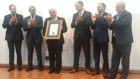 Miguel Palacios.