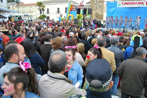 Orellana vive el carnaval repleto de actividades
