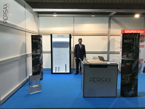 Persax se estrena con gran éxito en Maderalia con su catálogo de puertas al completo