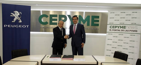  (de izquierda a derecha): Jorge Tomé (Director General Peugeot España Portugal)  y Antonio Garamendi (Presidente CEPYME)