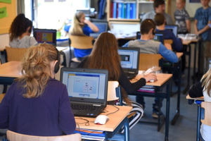 La campaña “Estamos conectados” reduce la brecha digital de los niños en edad escolar