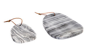 Las tablas de cortar salen de la cocina y se convierten en tendencia decorativa