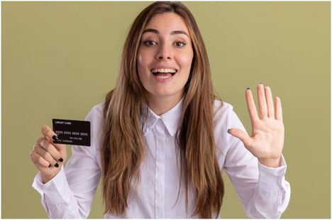 La media que suele ser devuelta por el abuso de las tarjetas revolving es de 12.600 euros